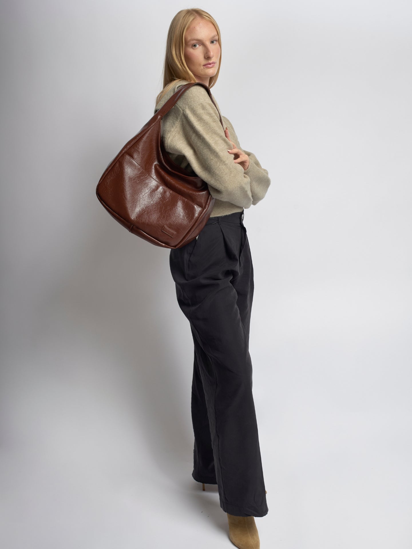 Scarlett Distressed Leather Tote